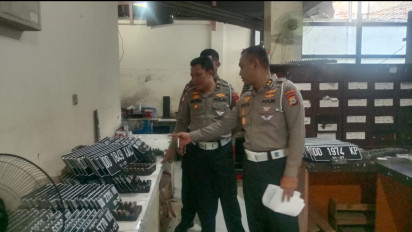 Ditlantas Polda Sulsel Sidak Di Samsat Makassar