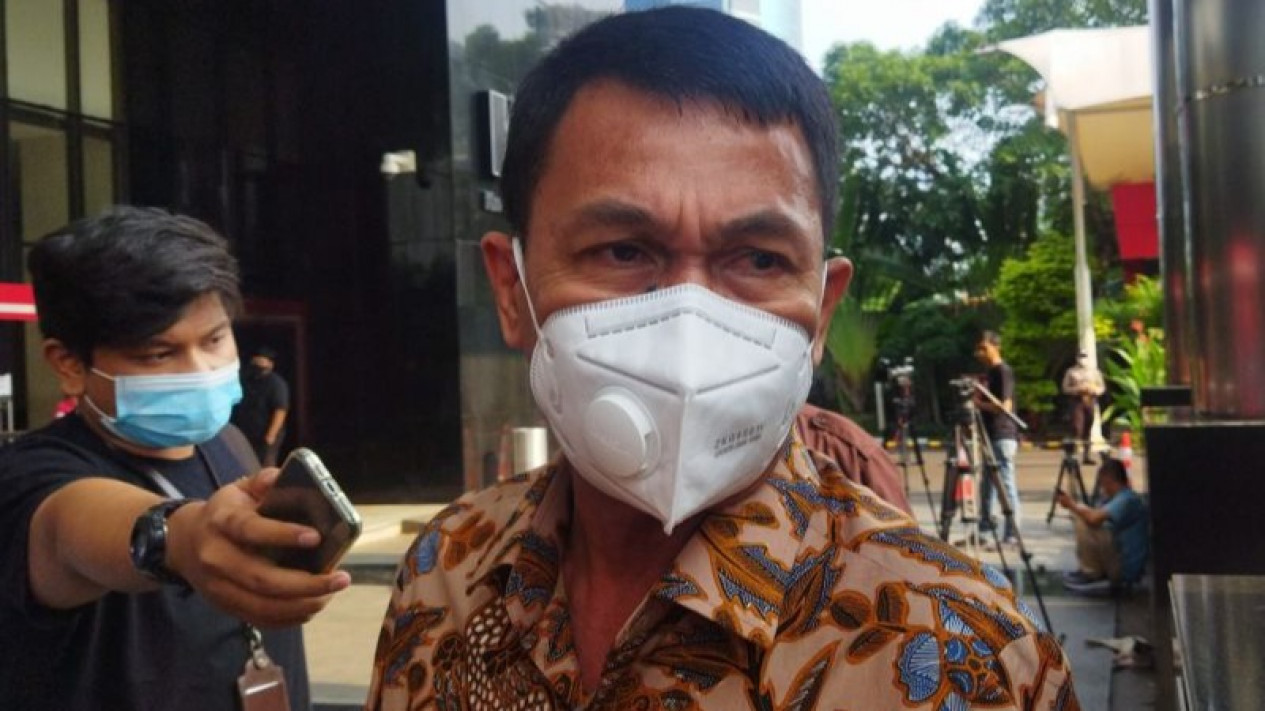 Meski Buktikan Punya Tambang Emas, KPK Pastikan Penyidikan Lukas Enembe Tidak Akan Dihentikan
            - galeri foto