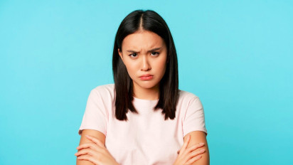 5 Zodiak yang Paling 'Apes' pada 12 April 2025: Hubungan dan Keuangan Aries Terganggu, Libra Disarankan Bersabar