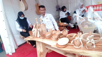 Target Pameran UMKM Hingga Rp3 Miliar! Kualitas Kerajinan Warga Binaan Lapas Rangkasbitung ini Engga Sembarangan