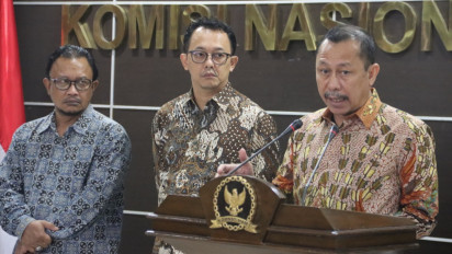 Penuhi Undangan Keluarga Besar, Ketua Komnas HAM RI Jenguk Lukas Enembe di Rumah Pribadinya