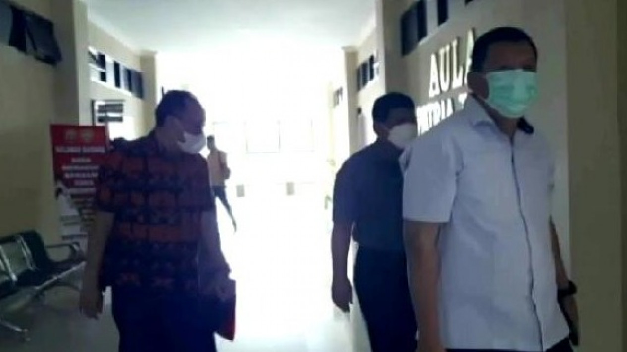 KPK Kembali Periksa Pejabat Unila Soal Suap Penerimaan Mahasiswa Baru
            - galeri foto