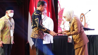 Terima Data P3KE Langsung  dari Presiden, Gubernur Khofifah Siap Tancap Gas Berantas Kemiskinan Ekstrem di Jatim