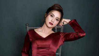 Dirinya Dituding Jadi Selingkuhan Rizky Billar, Ini Kata Devina Kirana