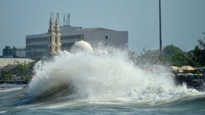 Waspada 2 Hari Ini Gelombang Tinggi 4 Meter Potensi Terjadi di Perairan Indonesia, Ini Kata BMKG