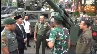 Seru! Pameran Alutsista TNI di Pantai Losari, Bisa Lihat Tank dan Senapan