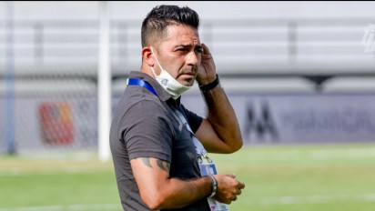 Pelatih Arema Bocorkan Strategi Kunci untuk Matikan Permainan Persebaya