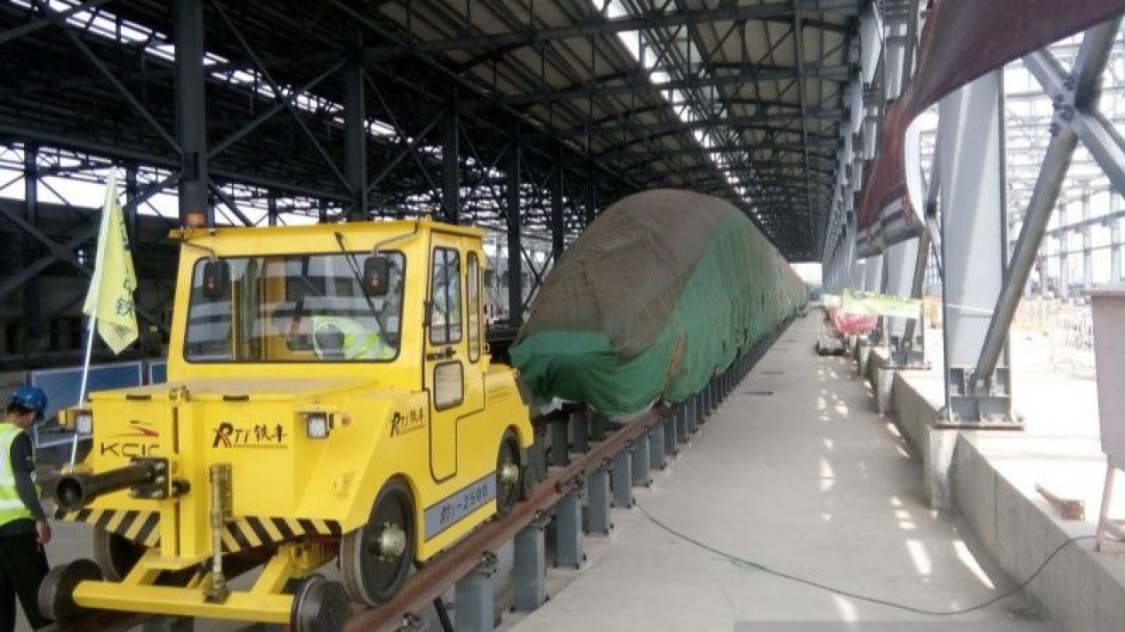Menteri Perhubungan Memastikan Kesiapan Kereta Cepat Jakarta Bandung Jelang Pelaksanaan KTT G20
            - galeri foto