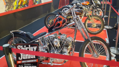 Motor Shirley Junior Milik Bassit Red Hot Chili Peppers Dipamerkan di Kustomfest 2022