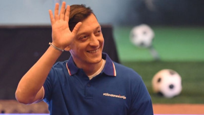 Mesut Ozil Sampaikan Rasa Belasungkawa Atas Insiden Kanjuruhan