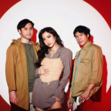 Keren, Band Vierratale Beri Sentuhan Teatrikal pada Video Musik Terbarunya Bertajuk ´Semua Tentangmu´