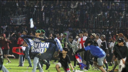 Mencengangkan! Kompolnas Ungkap Gas Air Mata di Stadion Kanjuruhan Ternyata Bukan Instruksi dari Kapolres, tapi Perintah Dari…