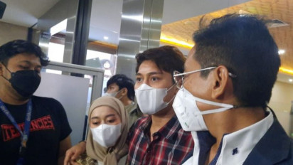 Mengaku Psikis Terganggu akibat Diserang Warganet, Rizky Billar Panggil Ustaz
