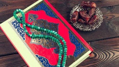 Jumat Rajanya Hari, Baca Al Kahfi Agar Terlindung dari Fitnah Dajjal