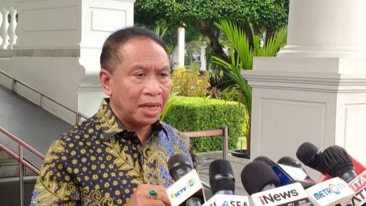 Temui Presiden Joko Widodo di Istana, Menpora Laporkan Hasil Deklarasi Bersama Empat Suporter Besar Indonesia
            - galeri foto