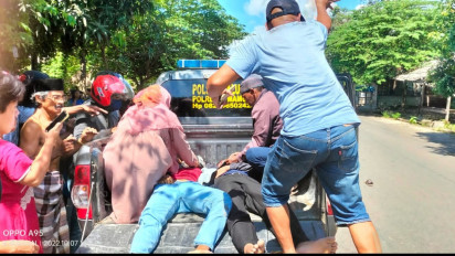 Nahas, Dua Pelajar Tewas Saat Motor Dikendarainya Tabrak Mobil Pengaduk Semen di Jalan Trans Sulawesi