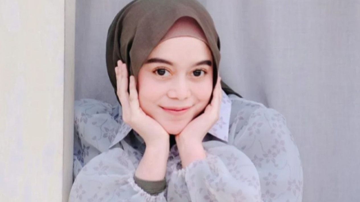 Keberanian Lesti Kejora Lapor KDRT Tuai Apresiasi, Bakal Diangkat Jadi Duta Perempuan Indonesia?
            - galeri foto