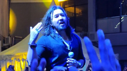 Manggung Pertama Kali Tanpa Bendera Naif, David Bayu Akui Panik