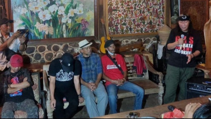Pentolan Aremania Hubungi Pentolan Bonek Bahas Perdamaian, Buntut Tragedi Kanjuruhan