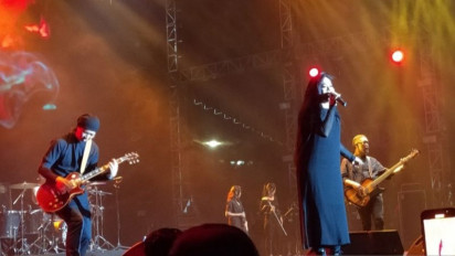 Bikin Haru! 12 Tahun Berpisah, Grup Band Cokelat Untuk Pertama Kalinya ´Reunian´ di Panggung Synchronize Fest 2022