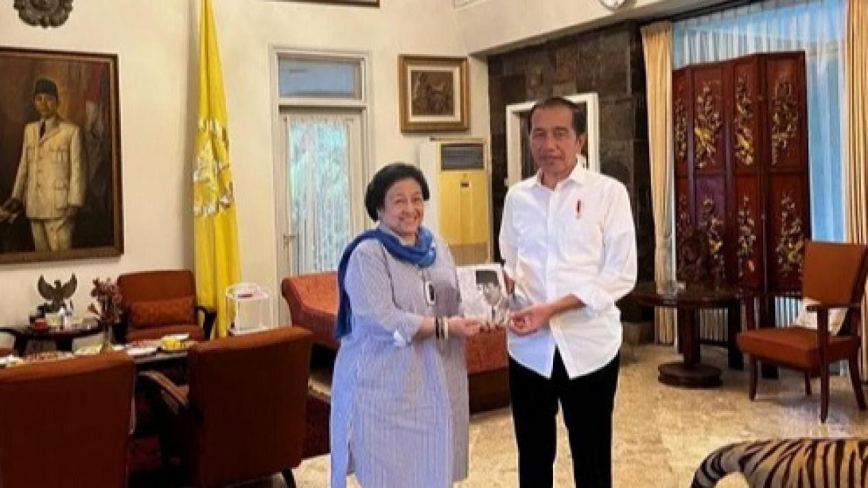 Sekjen PDIP Tegaskan Pertemuan Megawati dan Presiden Jokowi Tidak Terkait Pencapresan Anies Baswedan
            - galeri foto