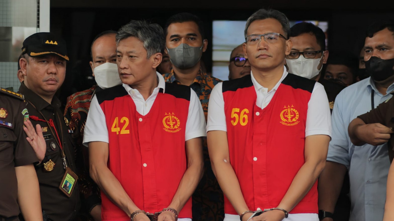 Brigjen Hendra Kurniawan Diperiksa Dittipidkor Bareskrim Polri mengenai Dugaan Tindak Pidana Korupsi dalam Penggunaan Jet Pribadi
            - galeri foto