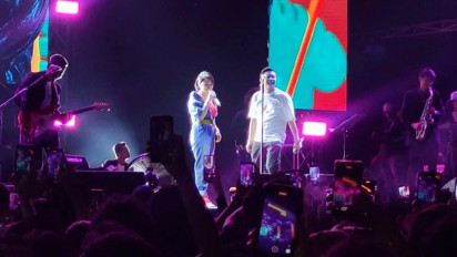 Denny Caknan Ajak Wika Salim Goyang di Panggung Syncronize Fest 2022, Penonton Heboh!