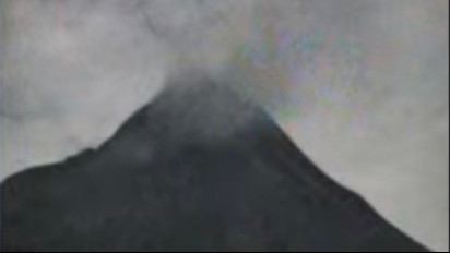 Terjadi Kegempaan Guguran 9 Kali di Gunung Merapi