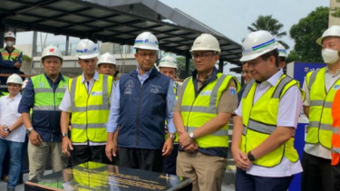 Antisipasi Banjir di Ibu Kota, Anies Baswedan Kerahkan Truk Damkar
