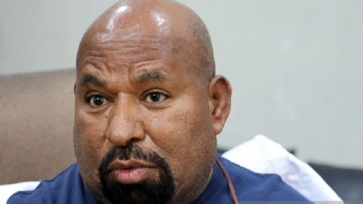 KPK Memanggil Asisten Direktur Marina Bay Sand Casino Singapore Sebagai Saksi Kasus Lukas Enembe
            - galeri foto