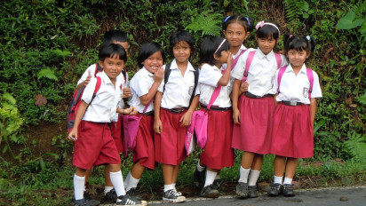Simak Aturan Baru Seragam Sekolah SD, SMP, SMA, Berlaku Pada Tahun Ini, Kenakan Pakaian Adat