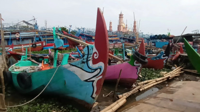 Harga Solar Naik dan Sulit Didapat, Nelayan Tradisional di Pati Terpaksa Berhenti Melaut