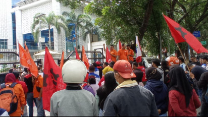 Buruh Tuntut Kenaikan Upah Tahun 2023 dan Ancam Mogok Nasional Desember