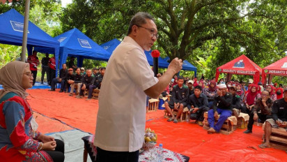 Menteri Perdagangan Zulkifli Hasan Melepas Ekspor Perdana dan Borong 1 Ton Mangga Indramayu