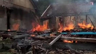 Kebakaran di Nyalindung Sukabumi Hanguskan Tiga Rumah