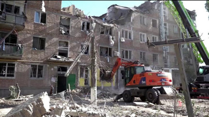 Serangan Roket Militer Rusia yang Hantam Bangunan di Kota Mykolaiv Ukraina Telan Korban Jiwa Sebanyak Dua Orang