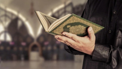 Dahsyatnya Manfaat Membaca Surat Al Ikhlas, Al Falaq dan An Nas Tujuh Kali Setelah Sholat Jumat