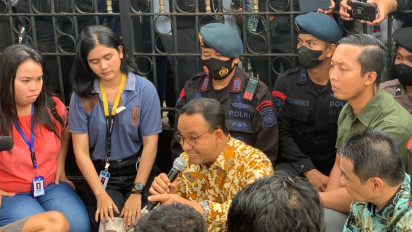 Jelang Hari Terakhir Berkantor di Balai Kota, Anies Baswedan Kena Geruduk Unjuk Rasa Tuntut Selesaikan Masalah Jakarta