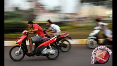 Polisi Ringkus Belasan Remaja yang Hendak Balap Liar di Exit Tol Bintaro