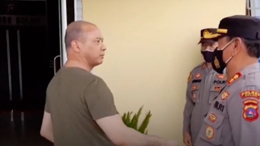 Kerja Sampingan Irjen Teddy Minahasa Malah Membuatnya Dicopot Dari Kapolda Jatim Bahkan Sebelum Dilantik