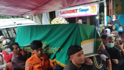 Jenazah Mahasiswi IPB Adzra Nabila Dimakamkan di Dekat Rumah Duka
