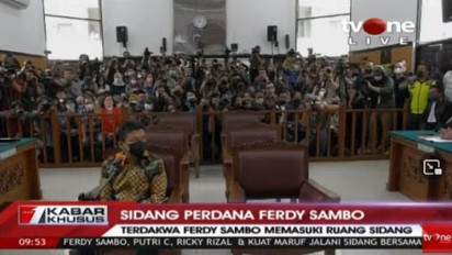 Pakai Batik, Ferdy Sambo Ikuti Sidang Perdana di PN Jaksel