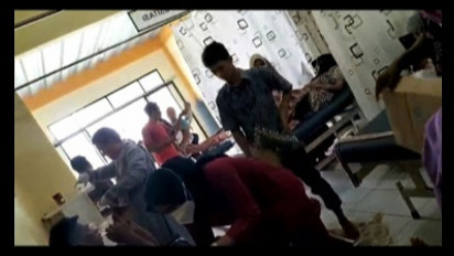 Diduga Tabung Gas Bocor saat Hajatan, Tujuh Orang di Desa Mulyasari Cirebon Dilarikan ke Rumah Sakit