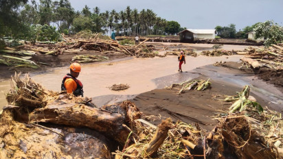 Seorang Siswi SMA di Jembrana, Bali, Hilang Terseret Arus saat Banjir Bandang