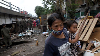 Belasan Tahun Hidup di Bawah Kolong Tol, Warga Kampung 1001 Malam Surabaya Kini Bisa Bernapas Lega