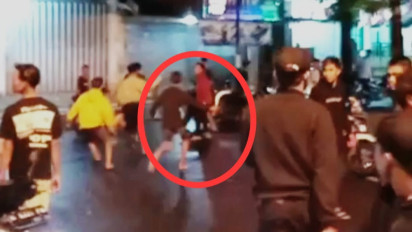 Beredar Video Sekelompok Pemuda Lakukan Pengeroyokan sambil Todongkan Celurit saat Balap Liar di Pamekasan
