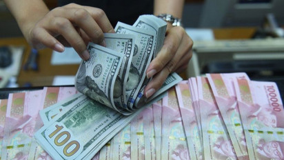 Jelang Rapat Dewan Gubernur Bank Indonesia, Rupiah Ditutup Menguat 24 Poin ke Posisi Rp15.464 Per Dolar AS