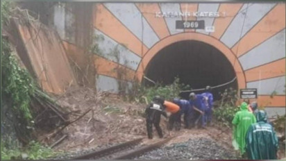 Jalur Kereta Api Tertimbun Longsor di Malang, Ini Yang Dilakukan KAI Daop 8 Surabaya