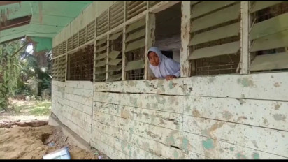 Proses Belajar Mengajar di Belasan Sekolah di Madina Memprihatikan, Sekolah Rusak Parah