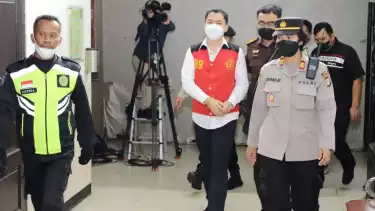 Terdakwa kasus Obstruction of Justice AKBP Arif Rahman Arifin saat tiba Di PN Jaksel, Rabu (19/10/2022) pukul 09:10 WIB.